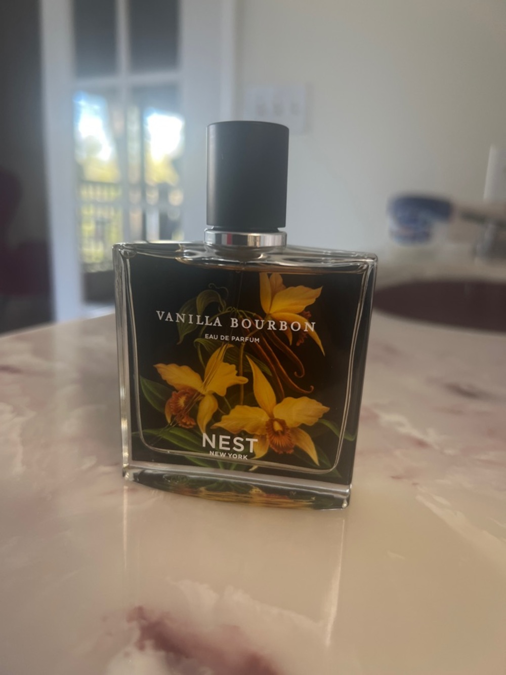 NEST Fragrances Vanilla Bourbon Bottle with Yellow Orchid Artwork - Picture 2 of 2